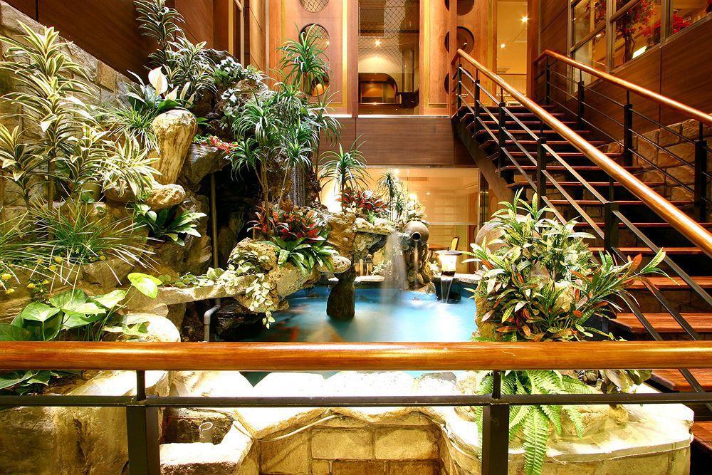 Deja Vu Hotel Taipei Exterior photo