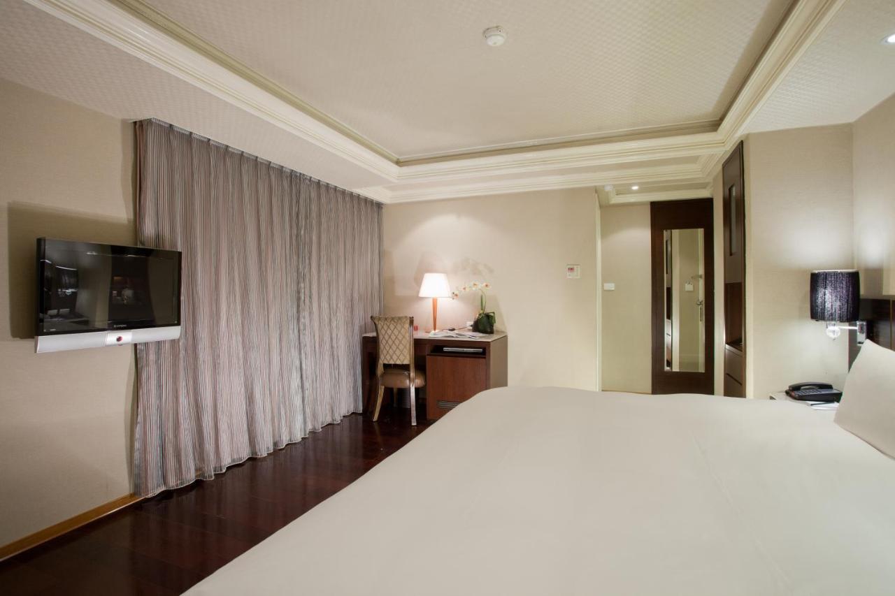 Deja Vu Hotel Taipei Exterior photo